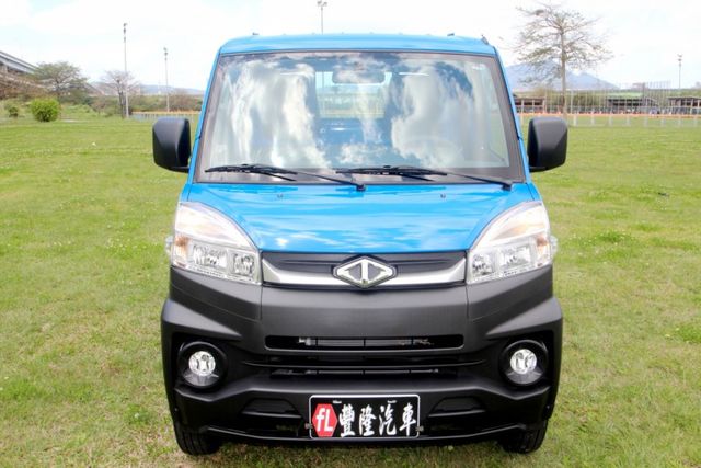 {自排全新車 省價差}25年式A190藍~豐隆嚴選0頭款低月付專案~  第12張相片