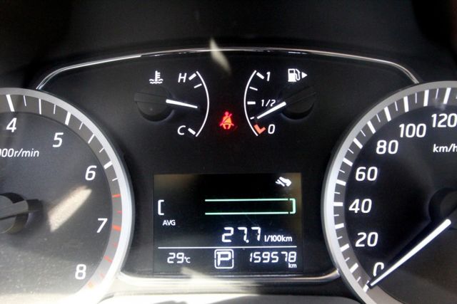 {原鈑件 代步好車}14年SENTRA1.8黑~豐隆嚴選0頭低月付專案~  第2張相片