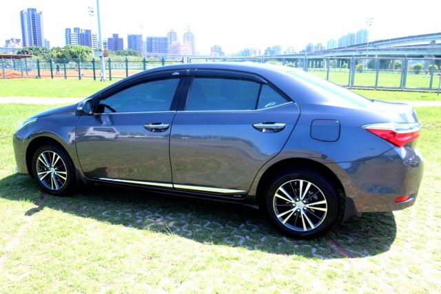 {原廠保養 只跑1.6萬}17年ALTIS1.8灰~豐隆嚴選0頭款低月付專案~  第20張相片