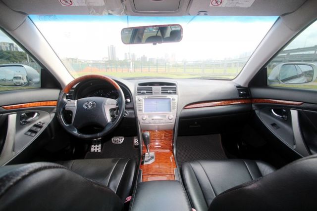 {跑19萬 原鈑件}10年式CAMRY2.4G白~豐隆嚴選0頭款低月付專案~  第3張相片
