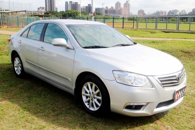 {跑19萬 原鈑件}10年式CAMRY2.4G白~豐隆嚴選0頭款低月付專案~  第15張相片