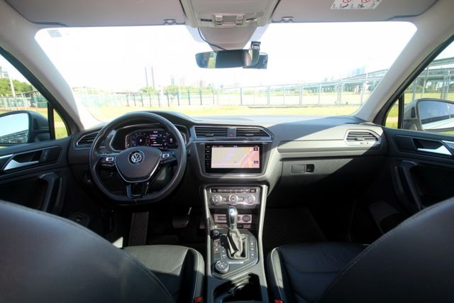 {原廠保養 狀況佳}19年TIGUAN 330銀~豐隆嚴選0頭款低月付專案~  第3張相片