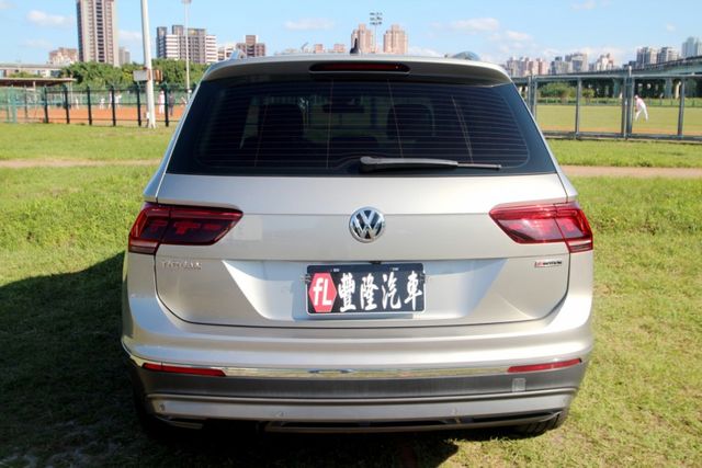 {原廠保養 狀況佳}19年TIGUAN 330銀~豐隆嚴選0頭款低月付專案~  第4張相片