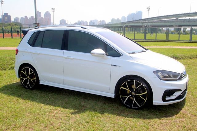 {一手車 原鈑件}17年GOLF Sportsvan 280RLine白~豐隆嚴選0頭款低月付專案~  第16張相片
