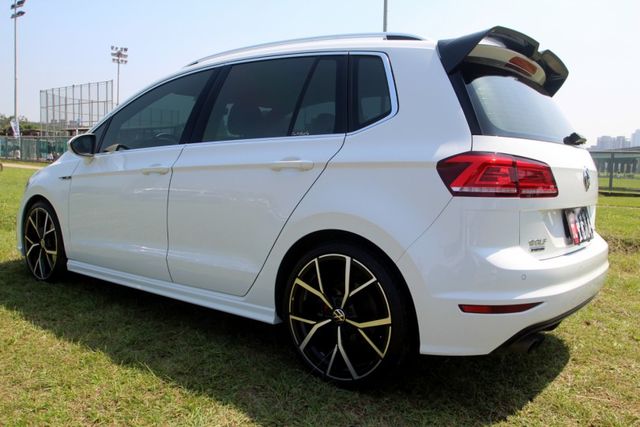 {一手車 原鈑件}17年GOLF Sportsvan 280RLine白~豐隆嚴選0頭款低月付專案~  第18張相片