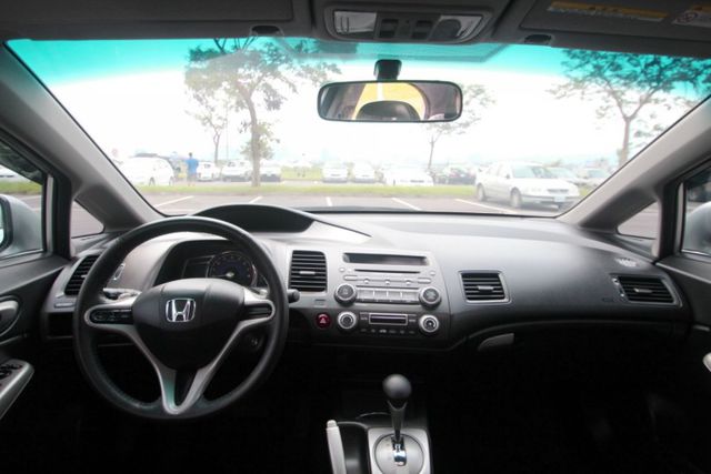 {才跑6萬 原鈑件}11年式CIVIC1.8銀~豐隆嚴選0頭款低月付專案~  第1張相片