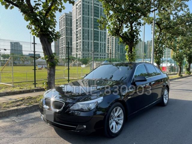 BMW 5 SERIES SEDAN E60   第1張相片