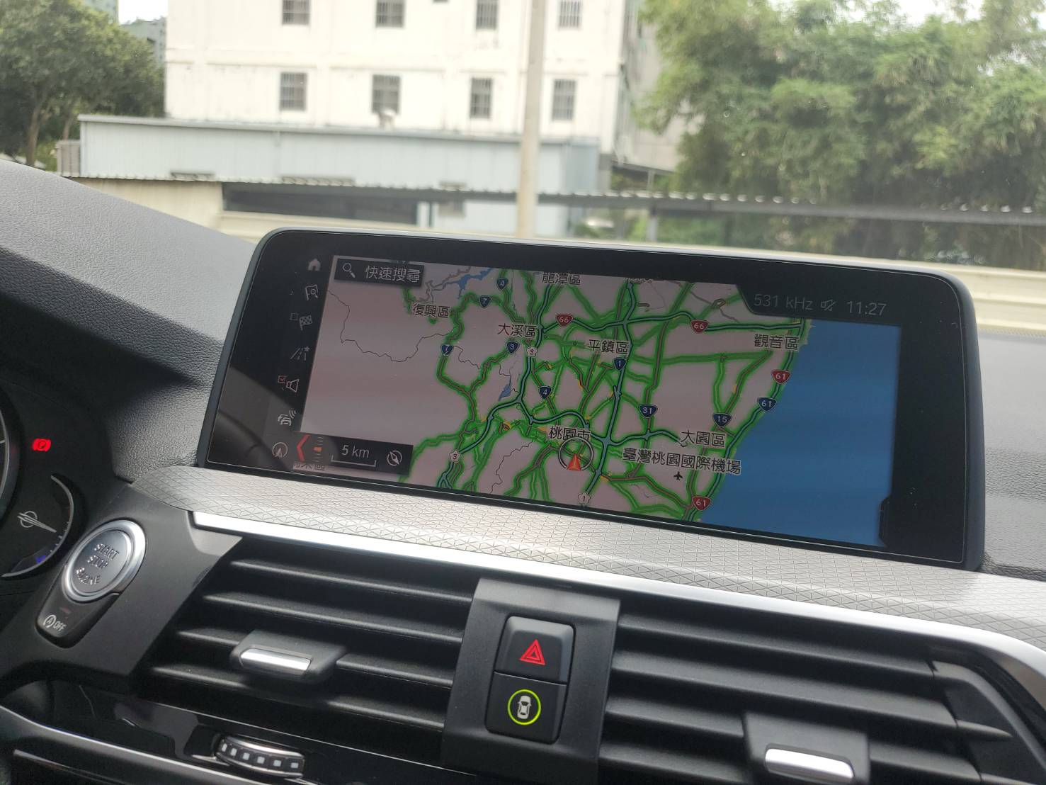 G02 X4 30i M運動版 原廠保固內 BBS鍛造框 全車碳纖維套件 一手車  第5張相片