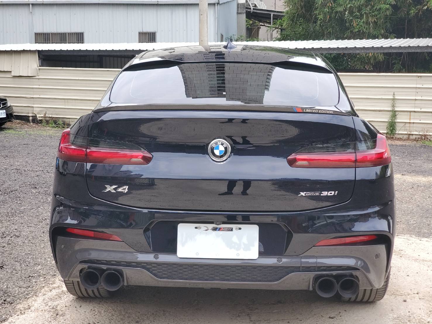G02 X4 30i M運動版 原廠保固內 BBS鍛造框 全車碳纖維套件 一手車  第14張相片