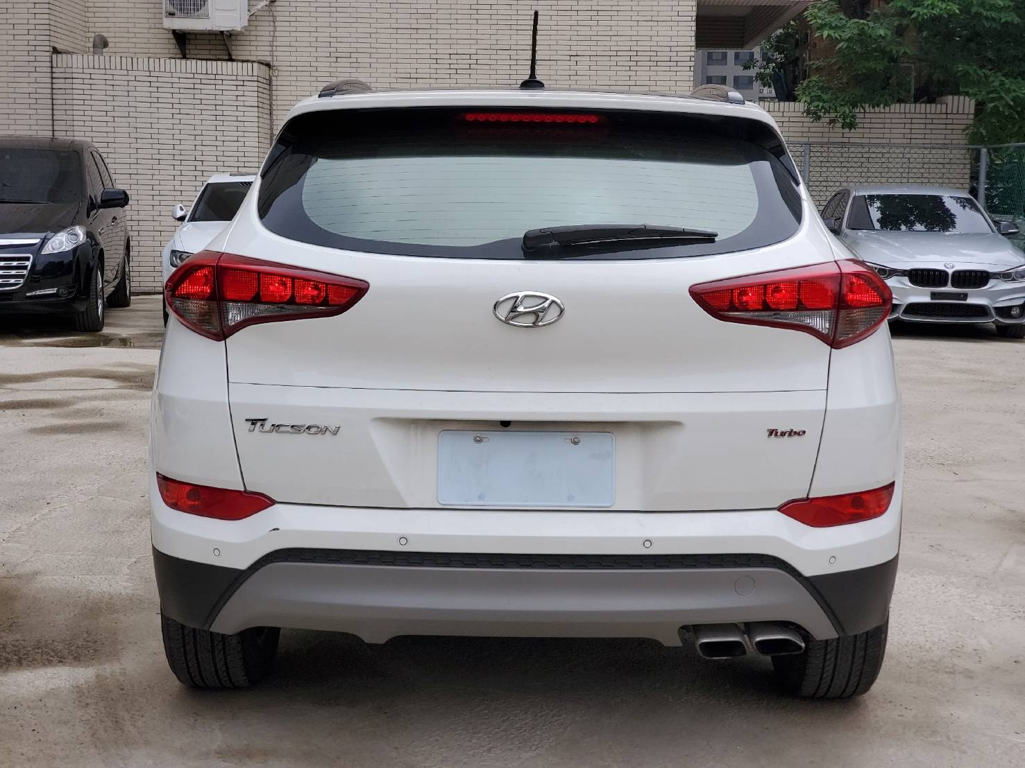2018年 Tuscon 1.6T 汽油旗艦版 全車原漆 原版件 全景天窗  第11張相片