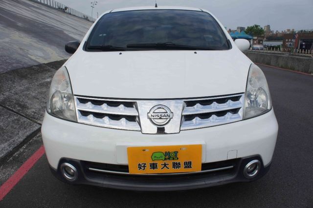 NISSAN日產 LIVINA  第2張相片
