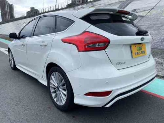 FORD福特 FOCUS  第19張相片