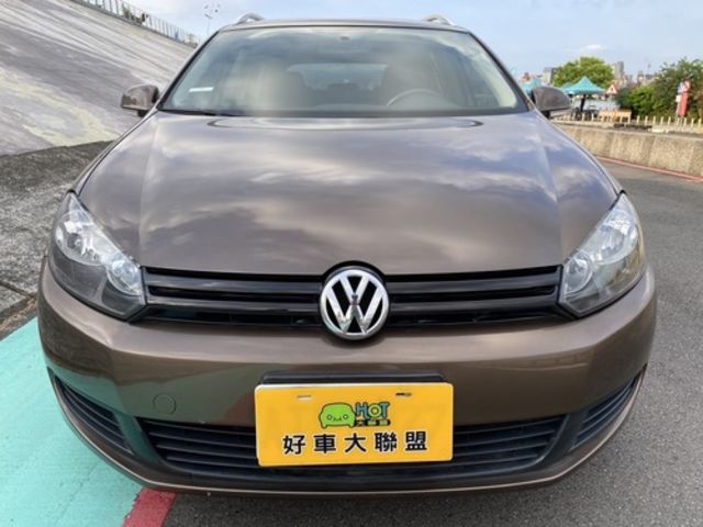VOLKSWAGEN福斯 GOLF VARIANT  第2張相片