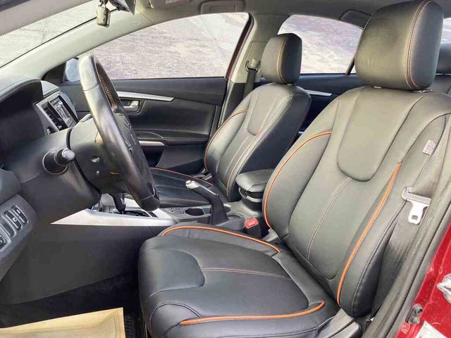 MITSUBISHI三菱 GRAND LANCER  第9張相片