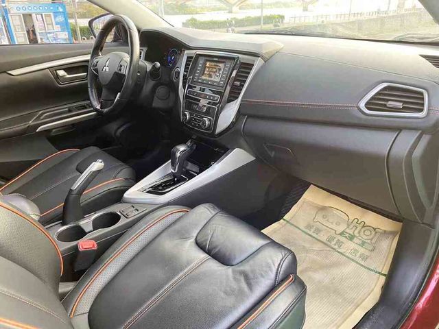 MITSUBISHI三菱 GRAND LANCER  第10張相片