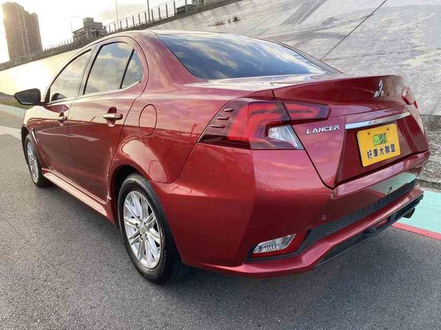 MITSUBISHI三菱 GRAND LANCER  第17張相片
