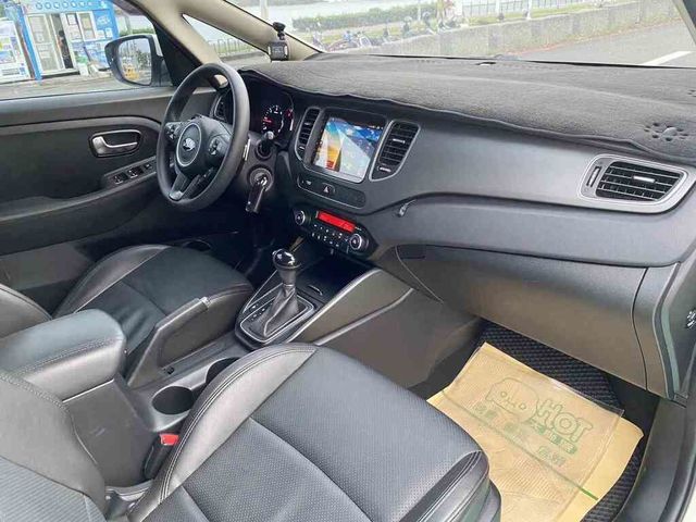 KIA起亞 EURO CARENS  第10張相片