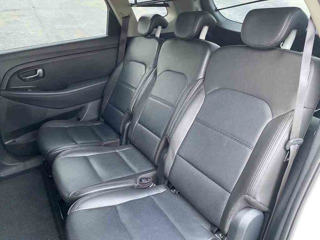KIA起亞 EURO CARENS  第12張相片