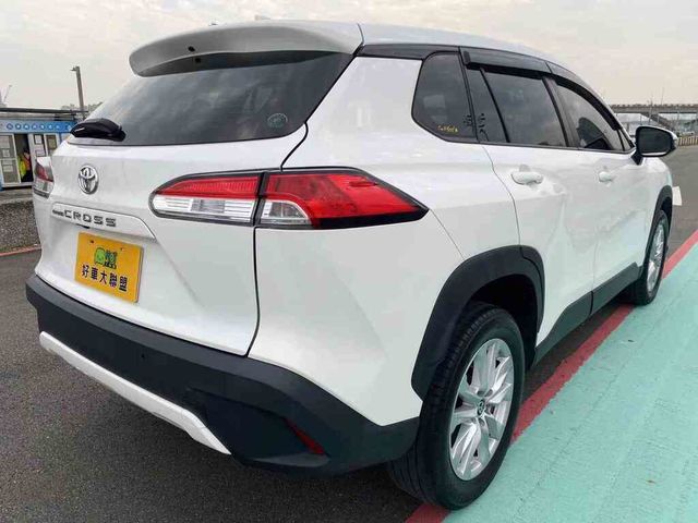 TOYOTA豐田 COROLLA CROSS  第35張相片