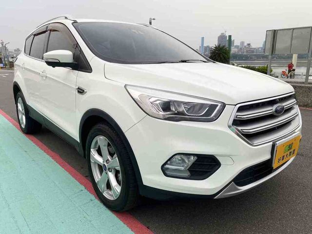 FORD福特 KUGA  第3張相片