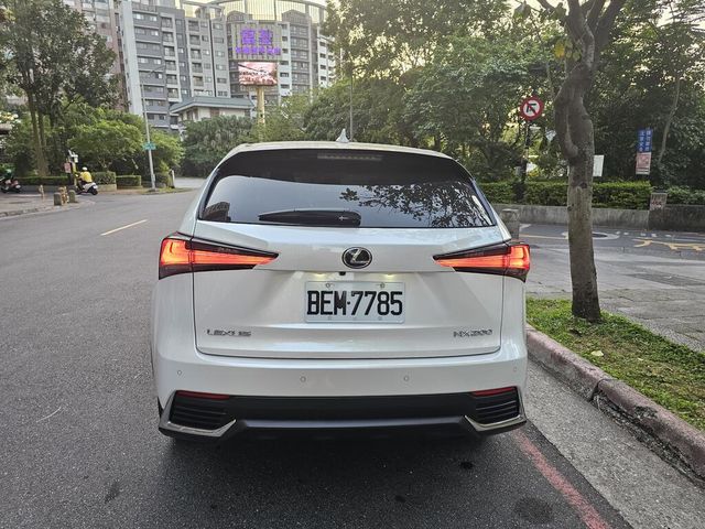 LEXUS凌志 NX200  第4張相片