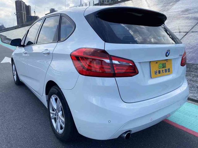 BMW寶馬 218I  第19張相片
