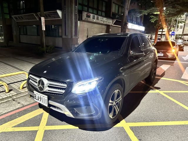 M-BENZ賓士 GLC300  第1張相片