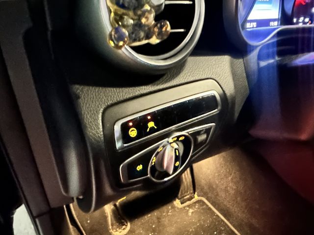 M-BENZ賓士 GLC300  第4張相片