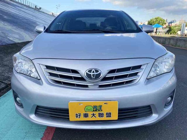 TOYOTA豐田 ALTIS  第2張相片