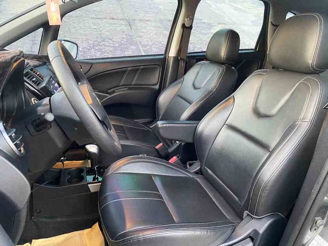 MITSUBISHI三菱 COLT PLUS  第10張相片