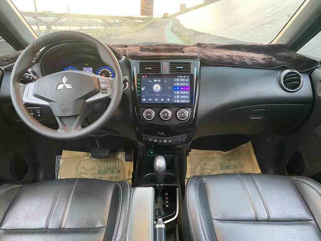 MITSUBISHI三菱 COLT PLUS  第12張相片