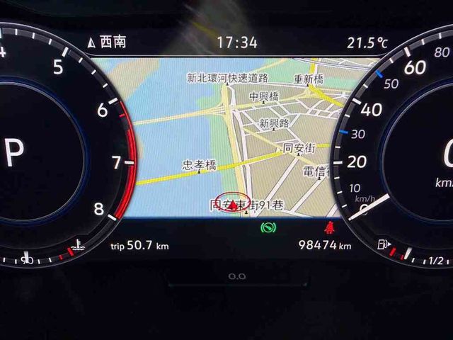 VOLKSWAGEN福斯 GOLF VARIANT  第5張相片