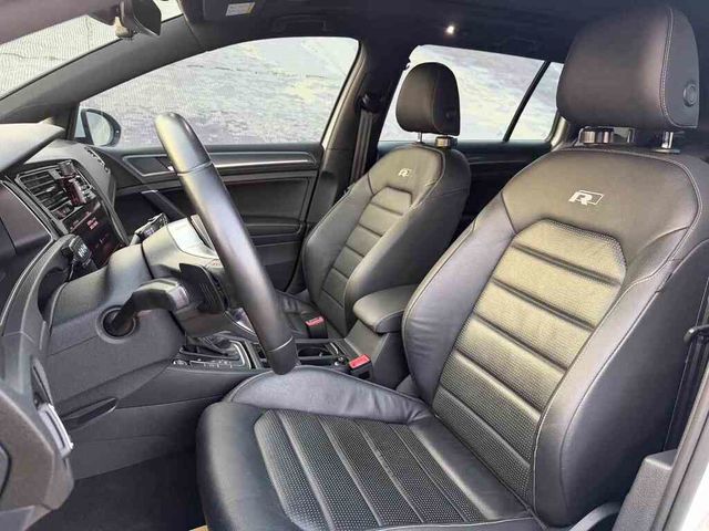 VOLKSWAGEN福斯 GOLF VARIANT  第8張相片