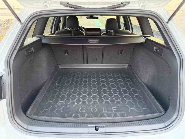 VOLKSWAGEN福斯 GOLF VARIANT  第15張相片