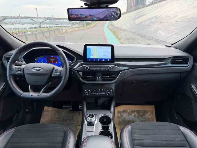 FORD福特 KUGA  第9張相片