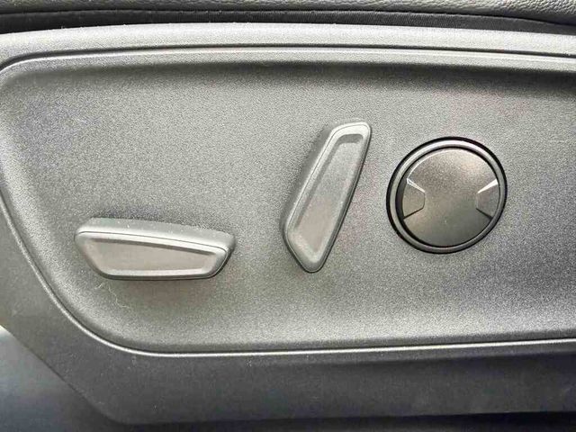 FORD福特 KUGA  第12張相片