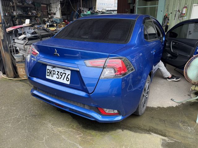 MITSUBISHI三菱 GRAND LANCER  第3張相片