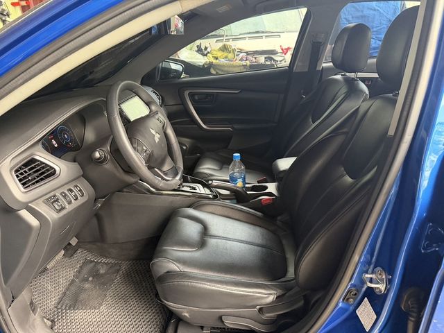 MITSUBISHI三菱 GRAND LANCER  第6張相片