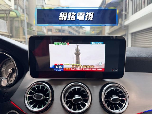 ★GLA250才有力才好開+升級大螢幕安卓影音~4WD.全景天窗.換檔撥片.電尾門.盲點.I-KEY.原鈑件認證車★  第12張相片