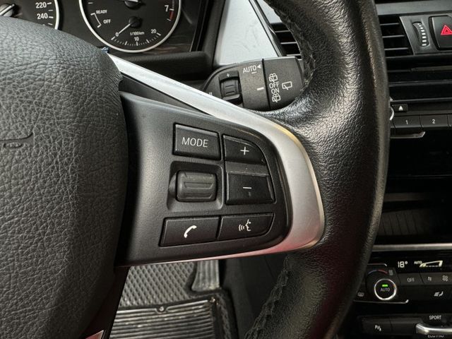 ★秒殺價~BMW 218i 原鈑件認證車，IKEY.定速.雙電動椅.LED頭燈.倒車顯影.電子手煞車，比較後就知多便宜★  第10張相片