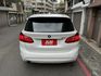 ★秒殺價~BMW 218i 原鈑件認證車，IKEY.定速.雙電動椅.LED頭燈.倒車顯影.電子手煞車，比較後就知多便宜★  第18張縮圖