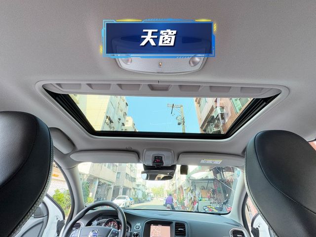 ★汽油版最好養~安全旗艦版僅跑9萬公里低里程、全原廠紀錄，ACC跟車/雙電動椅/自動停車/超美內外觀★  第9張相片