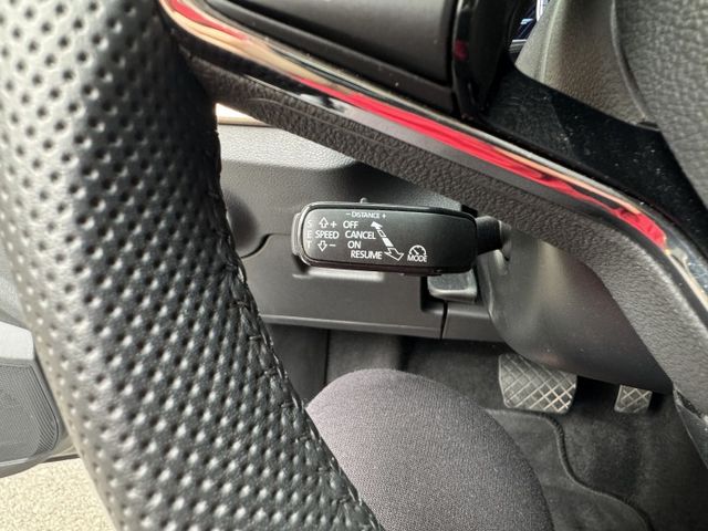 ★1.0渦輪豪華動能版~僅跑6千，IKEY.電尾門.全速域ACC.車道維持.盲點.CARPLAY.LED，認證車原鈑件★  第9張相片