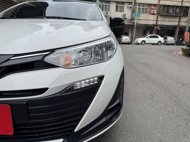 ★僅一年新古車~原廠4年12萬公里保固中，升級倒車顯影/CARPLAY，認證車原鈑件，防滑.9氣囊.胎壓偵測，可全額貸★  第15張相片