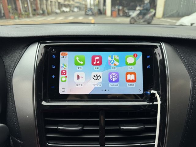 ★僅一年新古車~原廠4年12萬公里保固中，升級倒車顯影/CARPLAY，認證車原鈑件，防滑.9氣囊.胎壓偵測，可全額貸★  第18張相片