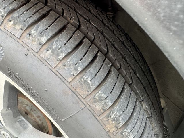 ★本月特惠車~有認證+原鈑件才安心，IKEY.定速.車道偏移.6氣囊.CARPLAY導航.防滑系統，可全額貸款★  第17張相片