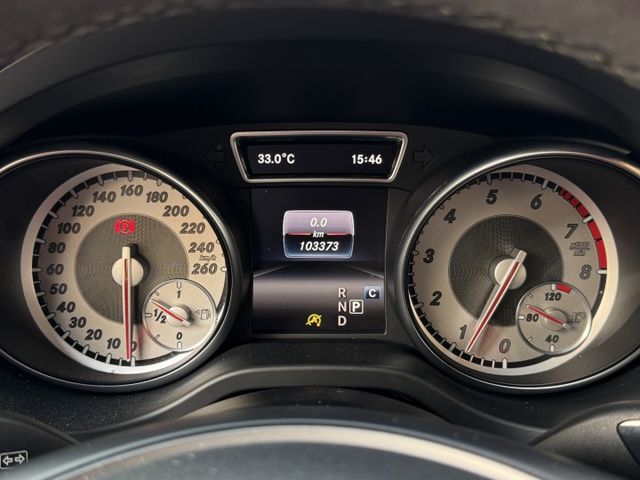 ★超美總代理GLA180+升級CARPLAY~內裝外觀媲美新車，IKEY.電尾門.電動椅.換檔撥片.HID，認證車原鈑★  第7張相片