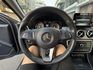 ★超美總代理GLA180+升級CARPLAY~內裝外觀媲美新車，IKEY.電尾門.電動椅.換檔撥片.HID，認證車原鈑★  第8張縮圖