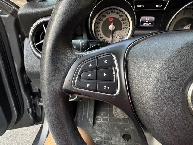 ★超美總代理GLA180+升級CARPLAY~內裝外觀媲美新車，IKEY.電尾門.電動椅.換檔撥片.HID，認證車原鈑★  第10張相片
