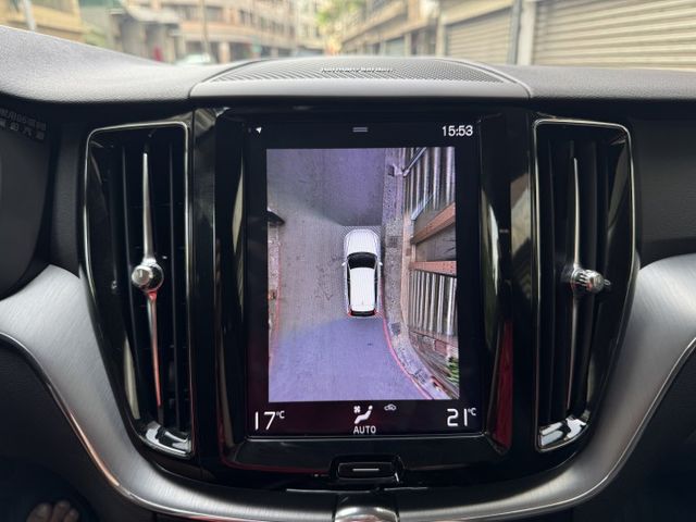 ★超美T5M AWD版~僅跑4萬多超低里程，環景影像.感應尾門.LED.電動椅X2.盲點偵測，認證車原鈑件，可全額貸款★  第15張相片
